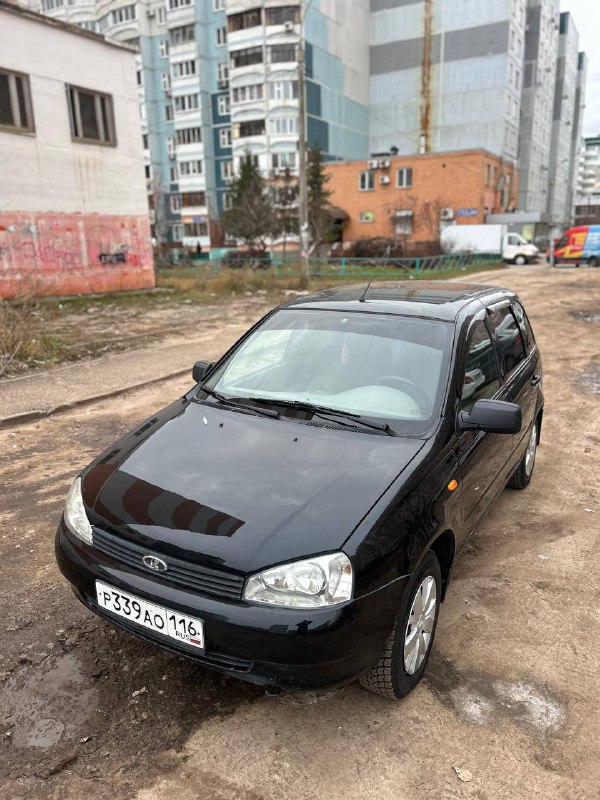 В продаже лада калина 2 хоза Пробег 190 Состояние булка Без рыжья Двигатель тянет хорошо Кпп четк...