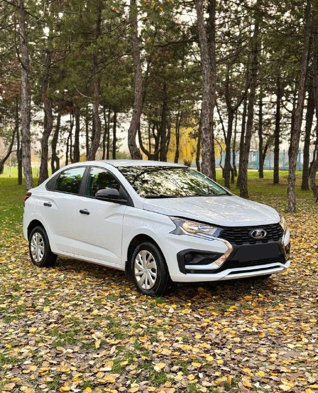 Продаю Lada Iskra 2025 года, полностью оцинкованный кузов, новый двигатель 1.6 на 90 л.с. без риска ...