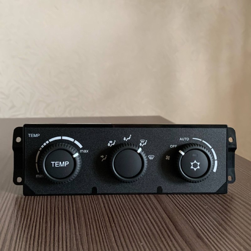 Абсолютно новый блок на приору Не использовался(не подошел) Цена: 4000₽ (покупал за 6500 или 7500...