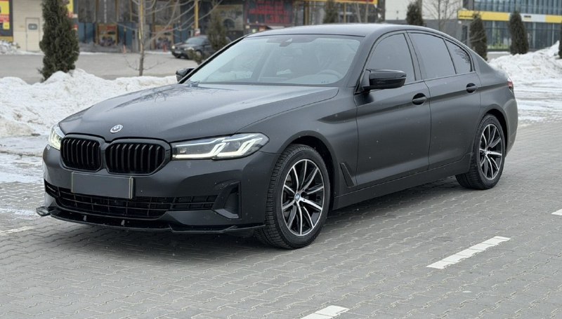Продаю BMW 5 Series 2021 G30 (FL) xDrive🇷🇺 2 л бензин 249 л.с Пробег: 43 тыс.км. В отличном состоян...