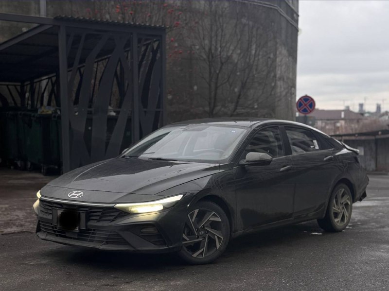 Hyundai Elantra 2023 год 1 хозяин 40 пробег 1.5 мотор В родной краске Люк Лед оптика, круиз Цена до ...