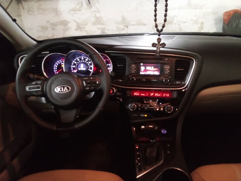 Продам Киа оптима. Двигатель 2.4, пробег 135000км. Максимальная комплектация. Цена 1420000. Телефон+...