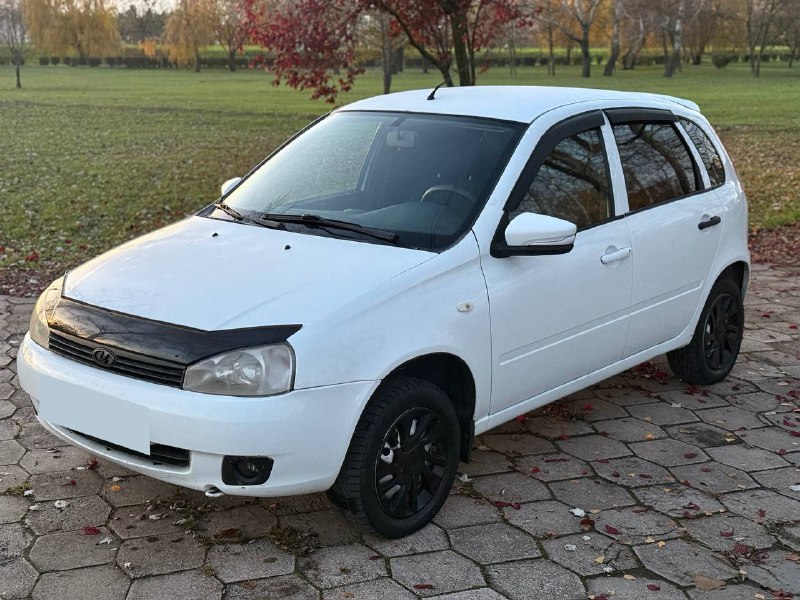 Продаю Lada Kalina 2011 года с пробегом 228.898 км, двигатель 1.6 8V (бензин), механика. Кузов крепк...