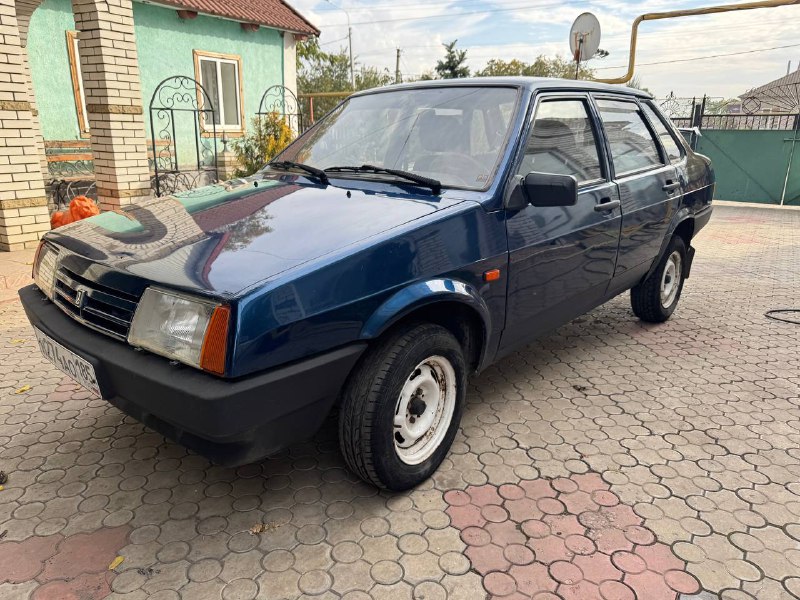 Продам ВАЗ 99. 2001г, Пробег 200т.км, не гнилая.  Любое переоформление. Осмотр возле г. Энергодар, к...