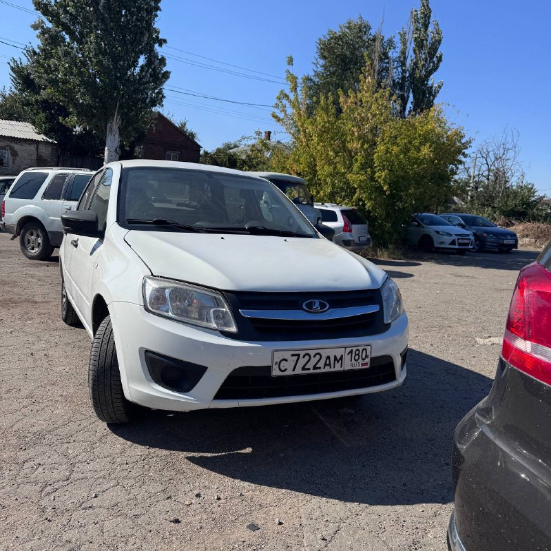 Продам Лада Гранта 2018 год Пробег 111 КПП механика 450 т.р +79497271807 Ксения...