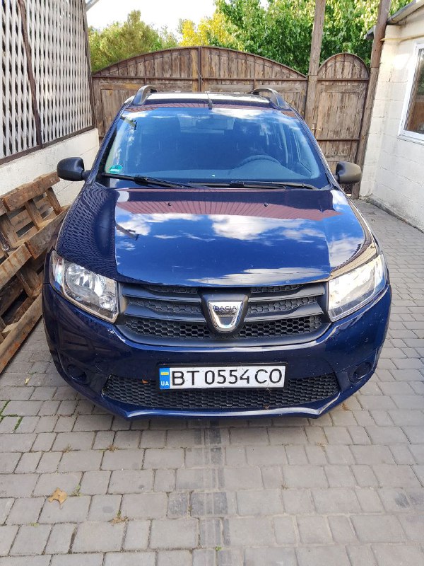 Продам. Дачия Логан МСВ. 2014год. Бензин. Очень економная. 600000р. 
Равон Р-4. 2017 год. 1.5 бензин...