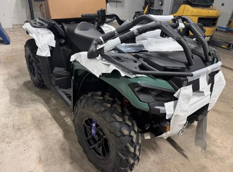 BRP Outlander 700 MAX PRO XU HD7 (2025) Новый, полностью в заводской плёнке. Заехало несколько штук ...