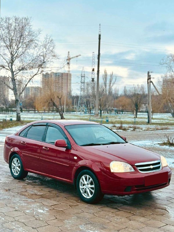 Продам Chevrolet Lacetti 2012 года, последний год выпуска, куплена новой в салоне в июне 2013. Мариу...