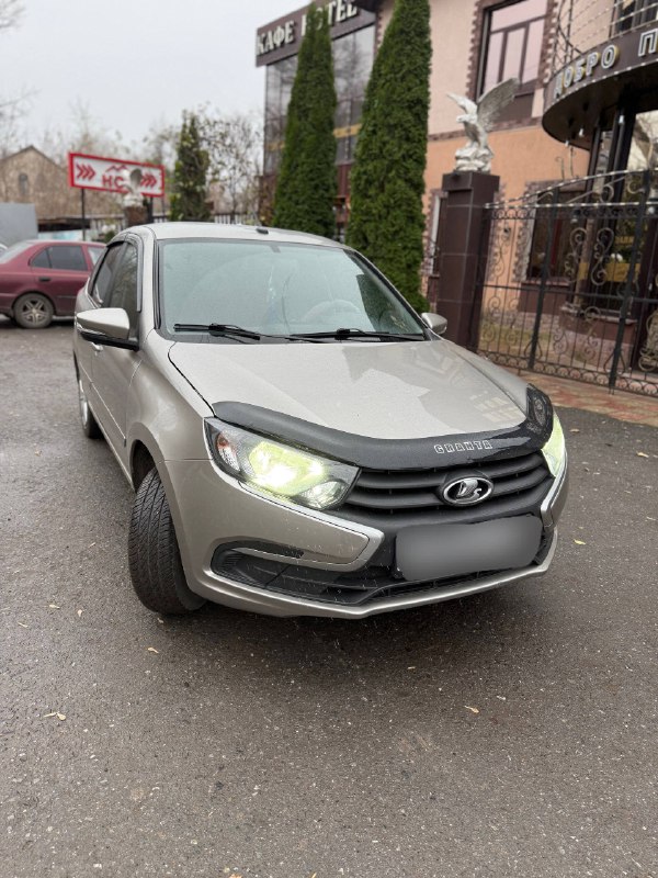 продам ладу гранту,в хорошем состоянии,2022 года выпуска.Один собственник.Пробег 52к. Продаю в Уфе. ...