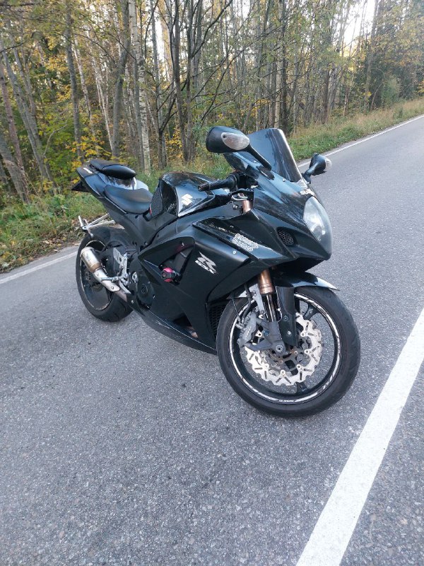 Продам Suzuki k7 1000 на прямой трассе, на прошивке. Валит очень очень бодро. До 8 тысяч оборотов ед...