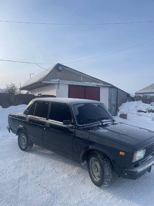 В продаже ваз 2105 2010 года инжектор Масло новое в движке,фильтр масляный, Фильтр воздушный новые,...