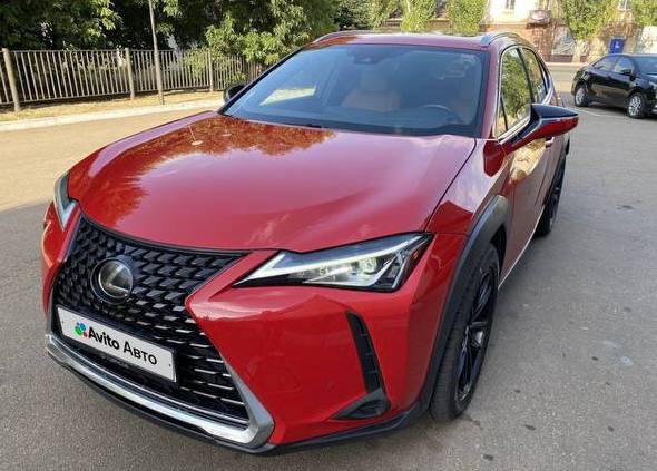 Продаю свой Лексус UX-200, 2.0л Год выпуска - 2019 Американец, был пригнан с минимальными поврежде...