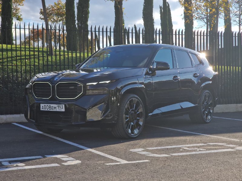 На балансе у Юрлица! 🚗Автомобиль: BMW XM 🔘Год выпуска: 2023 🔘Пробег: 27900 км 🔘Двигатель: 4.4 л / 6...