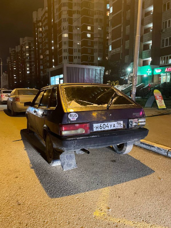 В продаже 2109 Мотор работает идеально ровно Коробка только 1 скорость Документы все чистые 35₽ бе...