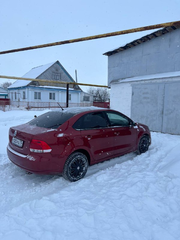Все в родном(могу предоставить обзор с толщиномером) Музейный вариант!!! Продается Volkswagen Polo 1...