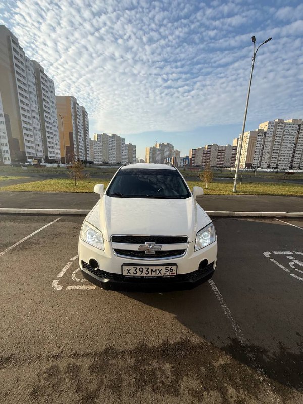 Продам Срочно Шевроле каптива, двигатель 2,4 на полном ходу,цена ниже рынка из за срочности.По всем ...