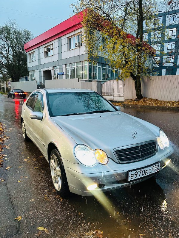 Продам мерс w203 2004 год, переходной рестайлинг 103тыс пробег Без ДТП Москва Цена 770тыс Сост...