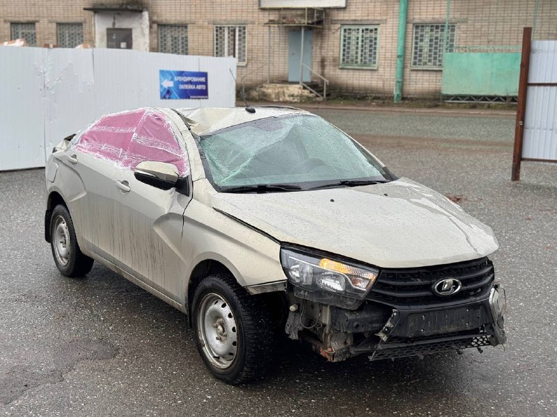 В ПРОДАЖЕ‼️ Lada Vesta🚘 Год: 2020✅ Хоз: 2✅ Пробег: 71.000 тыс/км‼️ Комплектация: 16 клап✅ Кондицион...