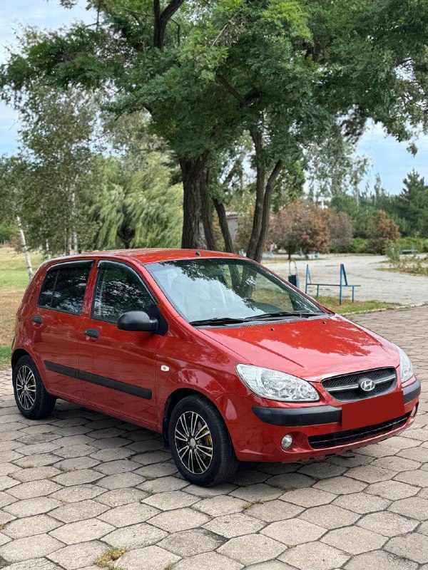 Продаю Hyundai Getz 2008 года на автомате в шикарном цвете, южная эксплуатация! Двигатель 1.4, пробе...