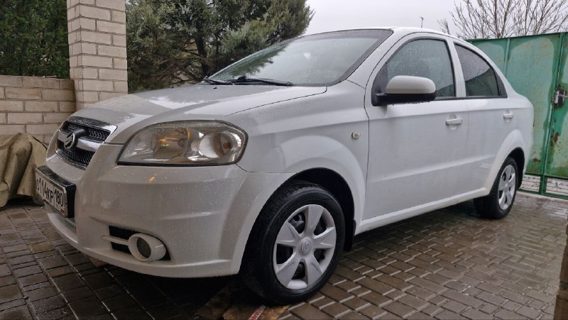 Продам  Авео Т250 (Вида)2013г 1.5 бензин в отличном состоянии с кондиционером. Пробег 184тыс.км Ма...