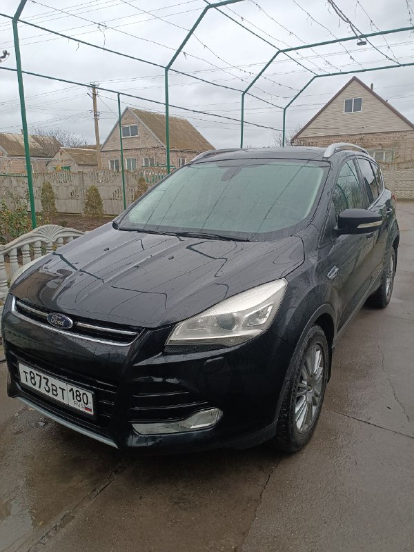 Продаю Форд Куга 2.0 дизель 2013 года в очень хорошем состоянии.  Без ДТП, своевременное обслуживани...