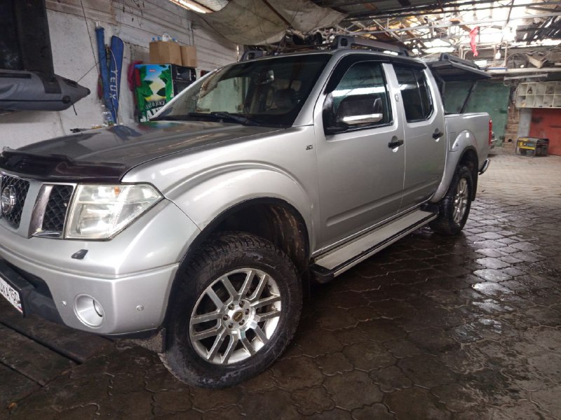 Продам ❗ Ниссан навара 2008г. 2.5 тд. автомат, пробег 350т. Мотор, коробка в норме. Новая резина ❗Це...