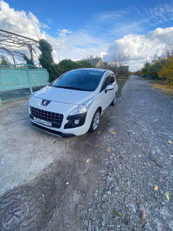 Продам Peugeot 3008 2012г В родном окрасе Пробег 196т Мотор 1.6 (EP6C) Коробка:механика 2-х зонный...