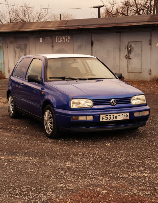 Обменяю Volkswagen golf mk3, 95года, документы кристал,на ходу,мотор 1.6 инжектор, механика,в приори...