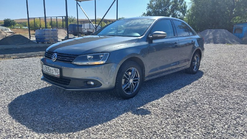 Продаю VOLKSWAGEN JETTA 2012года.
Мотор 1.6 атмосферный на автомате. Мексиканская сборка.Пробег 1800...