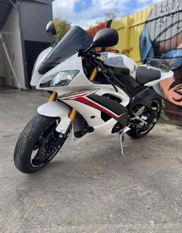 продаю YAMAHA YZF R6B отличном состоянии
2006 года ✅
Документы в порядке ✅
3 ключа ✅
Полностью обслу...