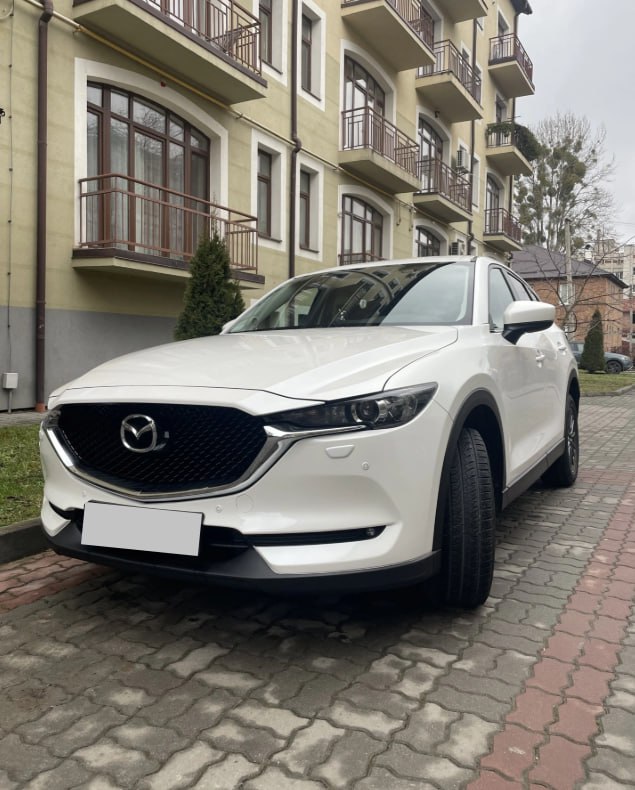 🚗 Продаю Mazda CX-5 2019 года! 🔹 Двигатель: 2.0 л, бензин 🔹 Коробка передач: Автомат 🔹 Цвет: Белый ...