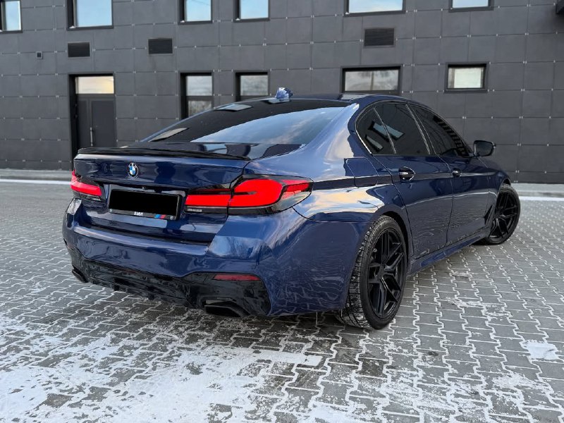 BMW 540i xDrive G30 Год выпуска: 2017 Рестайлинг: внешне 2021 Технические характеристики • Двигател...