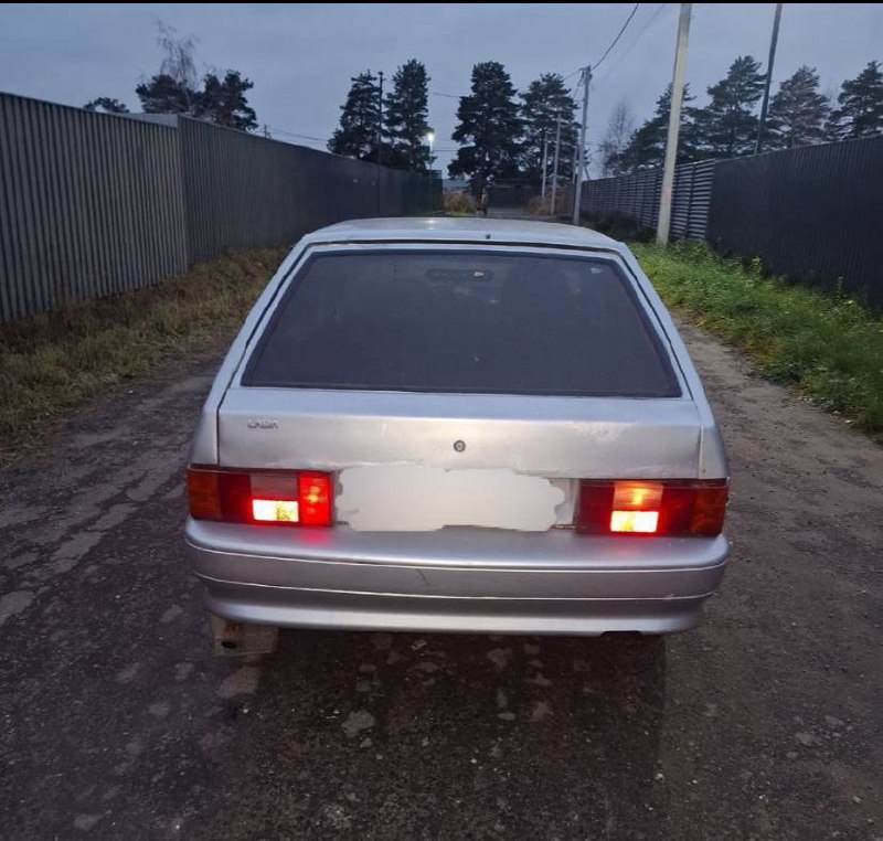 Продам ВАЗ 2114 2004 года 
Цена - 30000 рублей
Пробег - 200.000км
1 поколение
Есть небольшие вмятины...