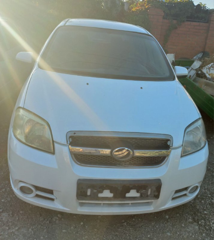 Продам Заз Вида, 2013год, 1.5,8клап, белый, пробег-87тыс/км,бензин,недавно вся красилась,укр тех пас...