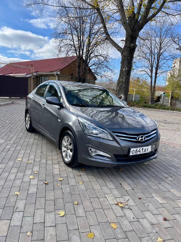 Продам Хёндай Солярис  рестайлинг 2016г.в. в красивом тёмно-сером цвете!Автомобиль был куплен новым ...