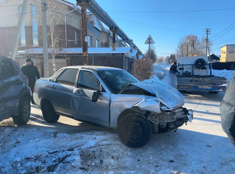 Магнитогорск 2009 год люкс максимальной комплектации До ДТП а идеале Не гнилая 100 000 рублей...