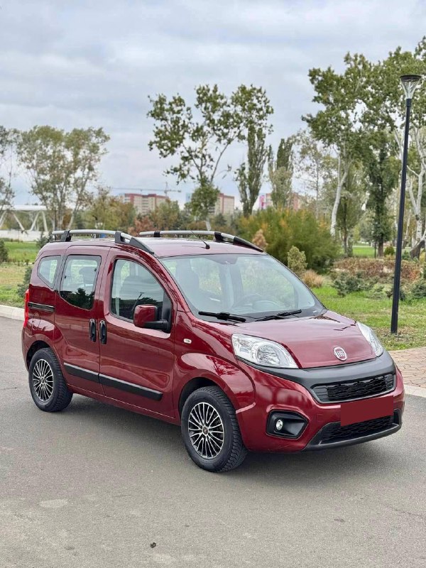 Продам FIAT Qubo 2018 года – местный авто, два хозяина! Пробег 102 910 км, двигатель 1.4 (бензин/газ...