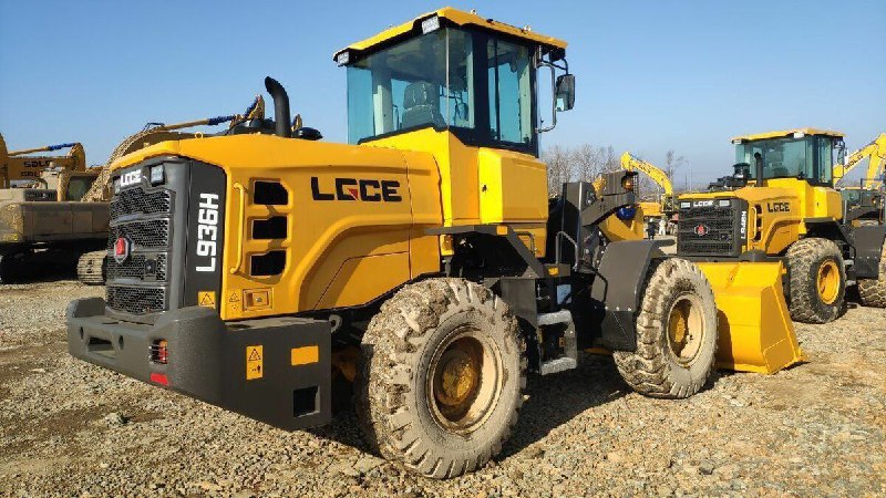 Фронтальный погрузчик SDLG (LGCE) L936, 2024 Цена 1,5млн Без бумаг Вацап 8.902.346.84.86....