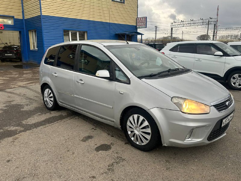 Продам Ford c-max Год выпуска : 2008 Пробег : 365687 км Владельцев : 5 человек Документы : ПТС ,...