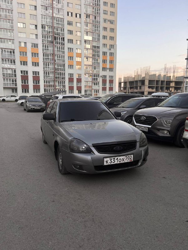 В продаже приора 2011 год 227 пробег, восьмиклоп. На хорошем ходу, двс отлично, масло свежее, коробк...