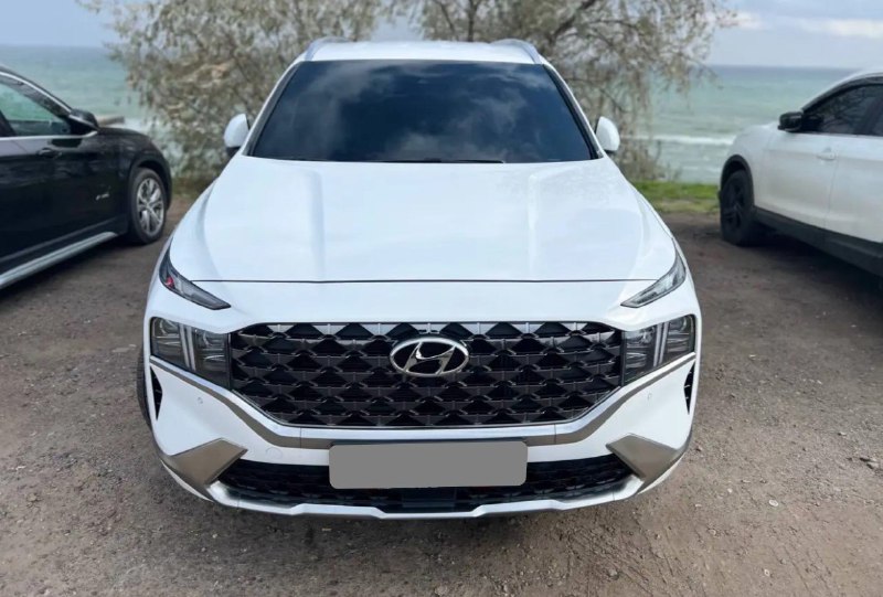 Продаеться: Hyundai Santa Fe 2022 Пробег 96т. км Двигатель: Дизель 2.2 л (200 л.с.) Коробка передач:...