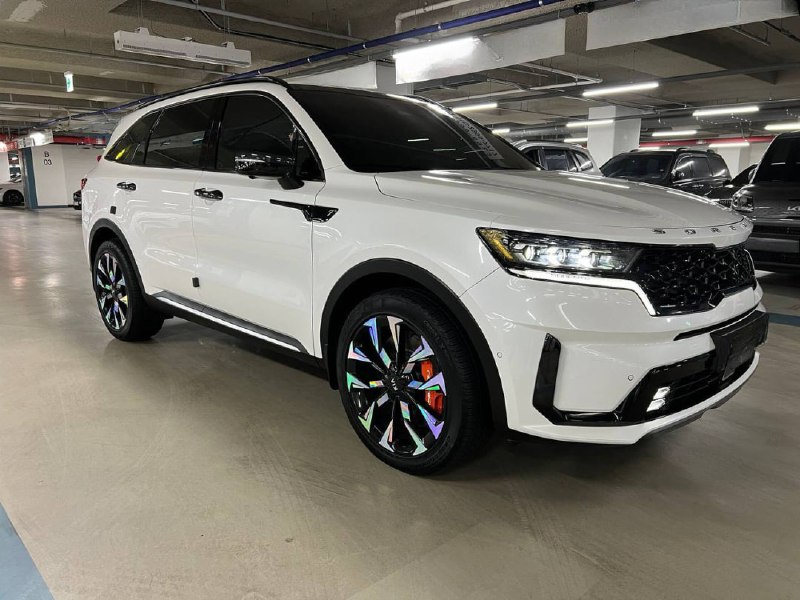 🔥 KIA Sorento 2022🔥 Год выпуска: 2022 Двигатель: бензин, 2.5 л Мощность: 191 л.с. Коробка передач:...