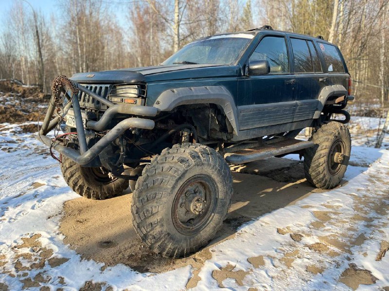 *JEEP Grand Cherokee* 1993г, двигатель 5.2-бензин на АКПП. Старый добрый проект, машина полностью ка...