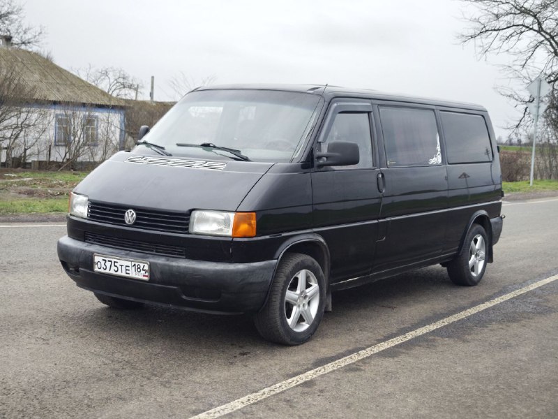Продам Авто 🚔 Марка: Volkswagen Transporter T4 💸 Цена: 870000 руб 🔥 🚀 Год выпуска: 2001 ⚙ Двиг...