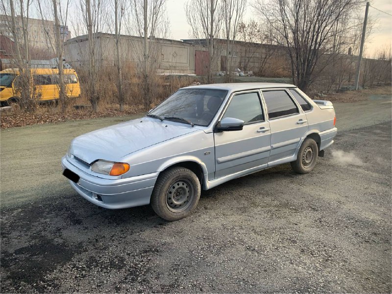 Продам на полном ходу , дно , стаканы , пороги живые , документы в порядке , ходовка , мотор , кпп н...