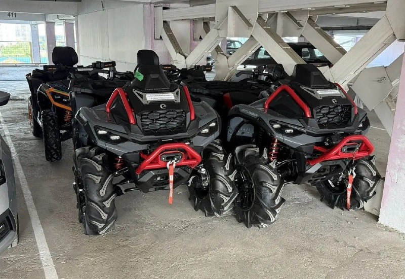 BRP 1000 XMR 10км. Все обозначение стерты Москва Цена 250тр. П и з ж е н н ы й. Писать строгого гот...