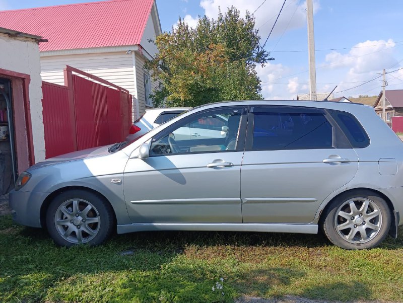 Продам кия Церато 2006 года в отличном состоянии, двигатель 1,5 дизель, цена 350 тысяч торг, интерес...