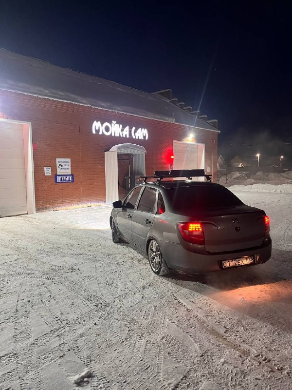 Продам Гранту 2013 года В цвете совиньон Комплектация:ЭУР,2эсп Документально кристально чистая,я ...