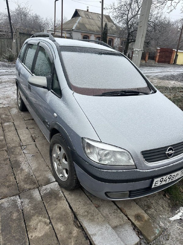 Продам свой Опель зафира 1.8 бензин МКПП семиместный минивэн,один хозяин, новая линзовая оптика, раб...