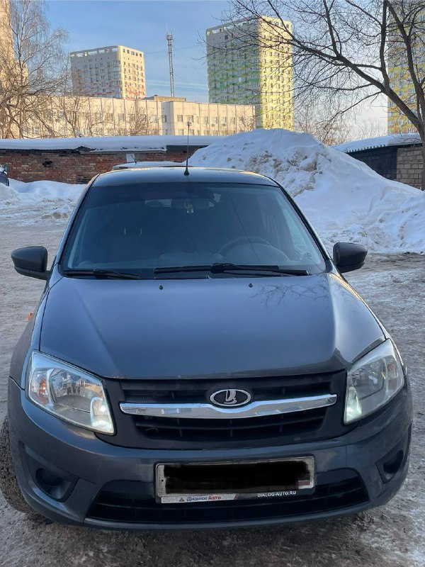 Продам Гранту 2015 г.в. ЭУР кондиционер 2 ЭСП 135к км пробег родной Ходовая без единого стука Вся в ...